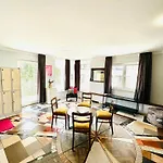 Hostel Art & Joy