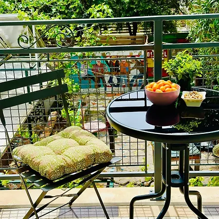 Art & Joy ホステル