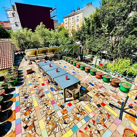 Хостел Art & Joy Пула