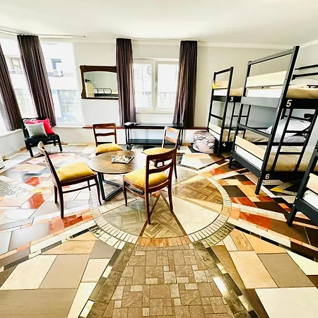 Art & Joy Хостел