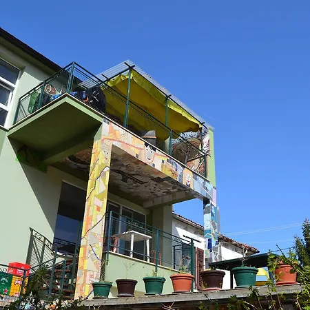 Art & Joy * Пула